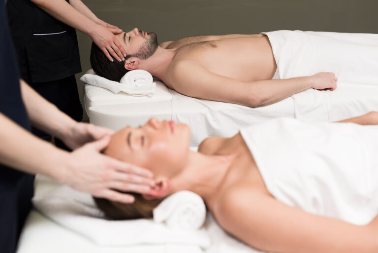 How Couples Massage Can Enhance Your Relationship and Well-being?